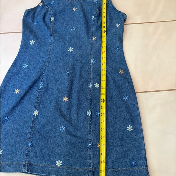 Vtg California Concepts Denim Floral Embroidered Sheath Dress. Size 11. EUC. Y2K - Picture 6 of 9
